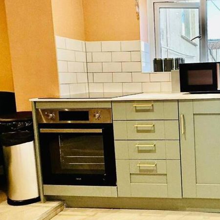 Flash Sale Brighton Train Station 1 Bedroom Flat Bn137Che03 Экстерьер фото
