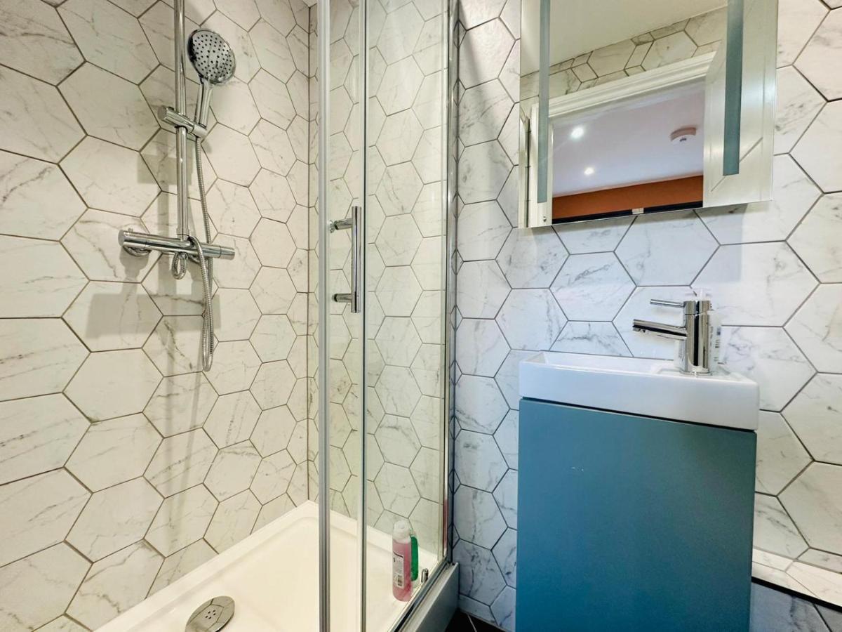 Flash Sale Brighton Train Station 1 Bedroom Flat Bn137Che03 Экстерьер фото
